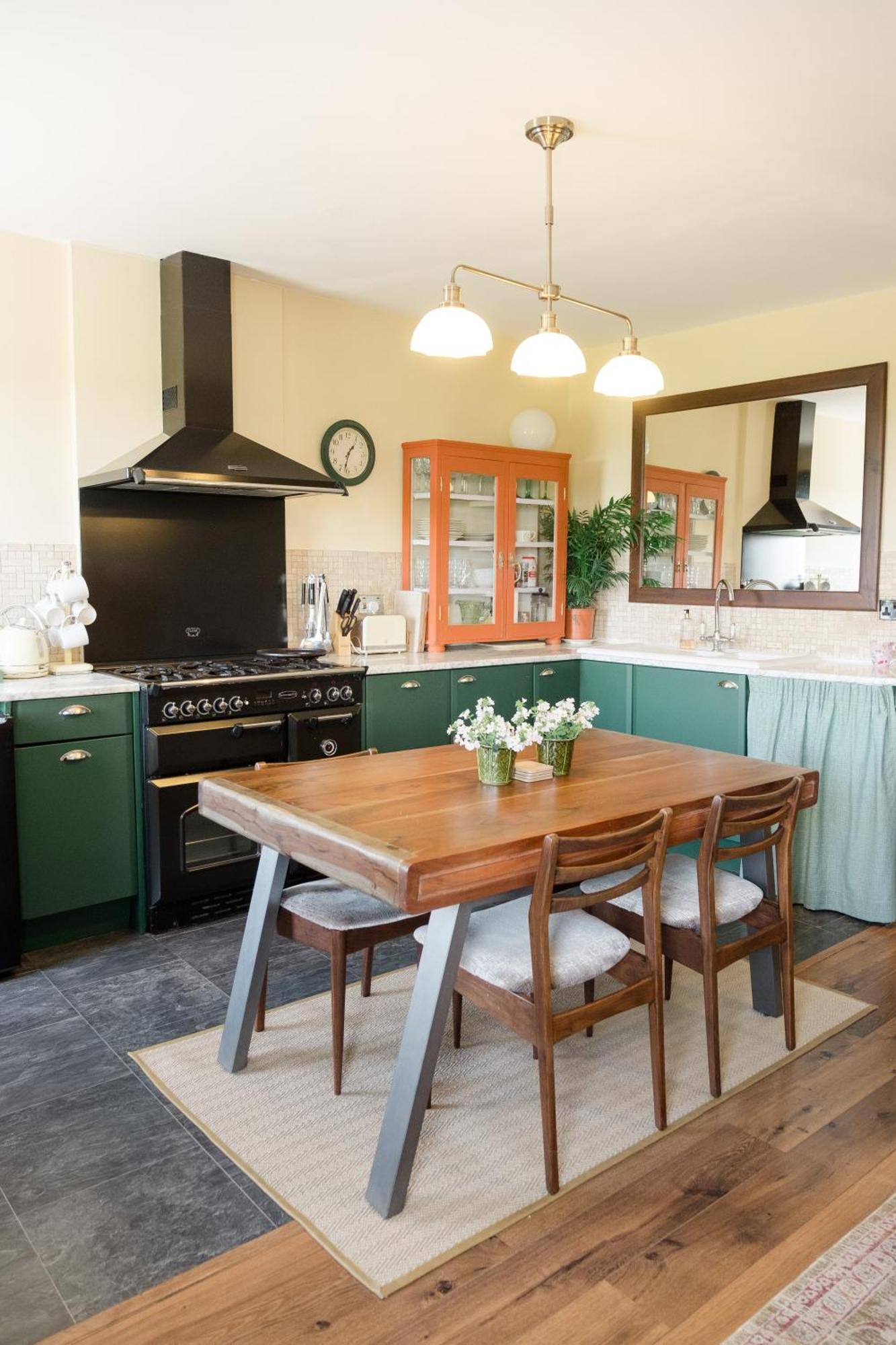 Appartement Southsea, - Two Bedroom - Newly Refurbished Throughout - Treetop Sea Views