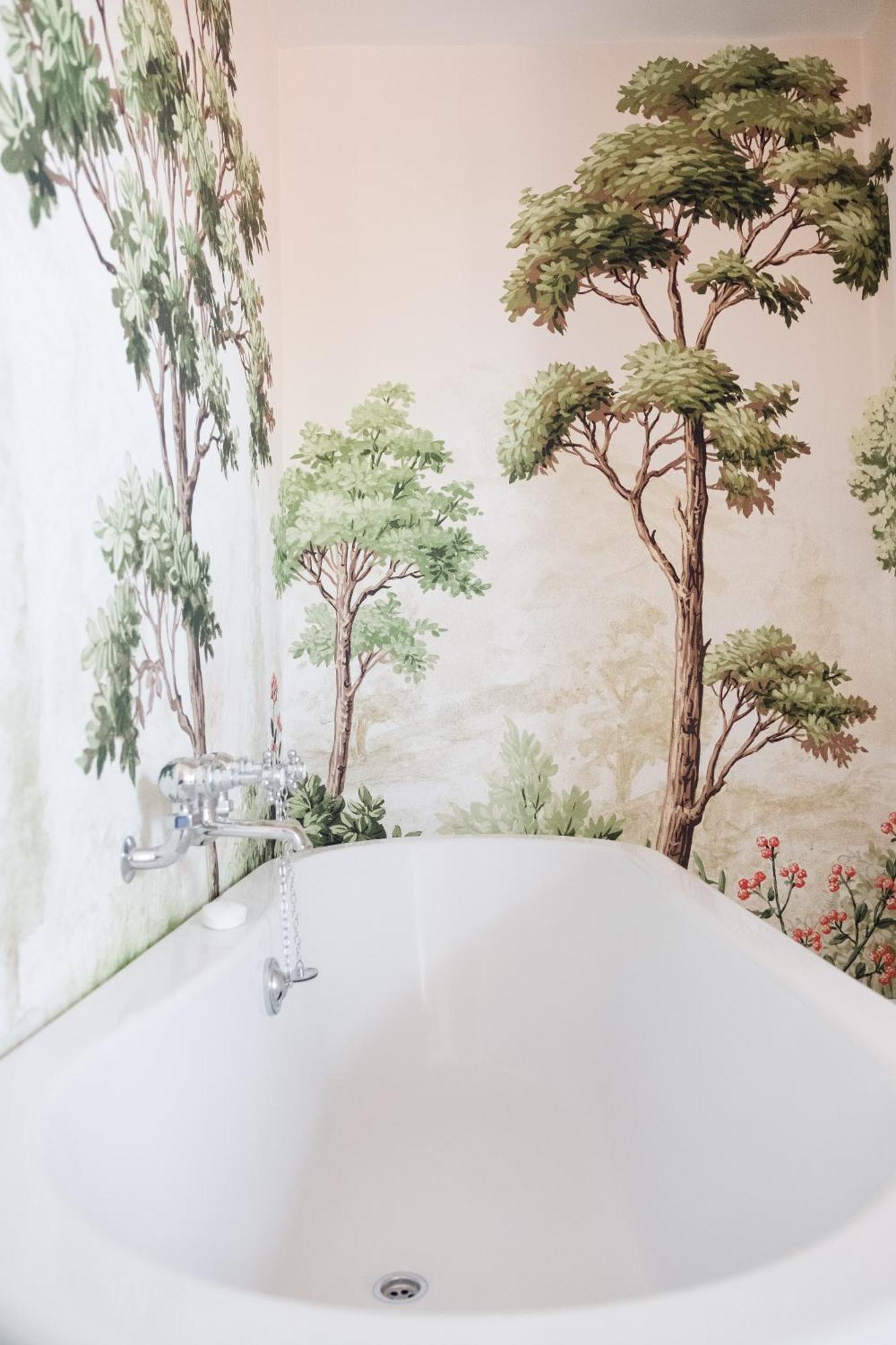 Appartement Southsea, - Two Bedroom - Newly Refurbished Throughout - Treetop Sea Views