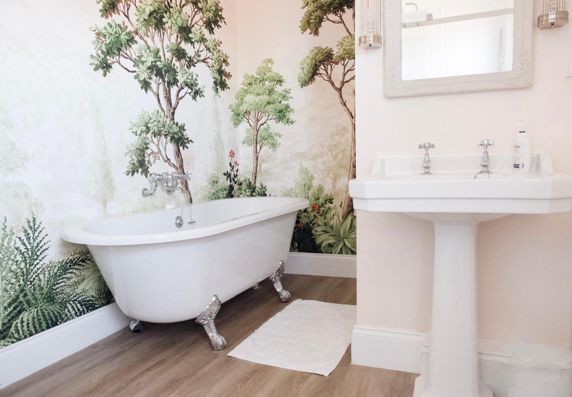 Appartement Southsea, - Two Bedroom - Newly Refurbished Throughout - Treetop Sea Views